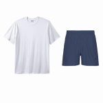 Playera blanca y short azul para animación en uniformes para hotel